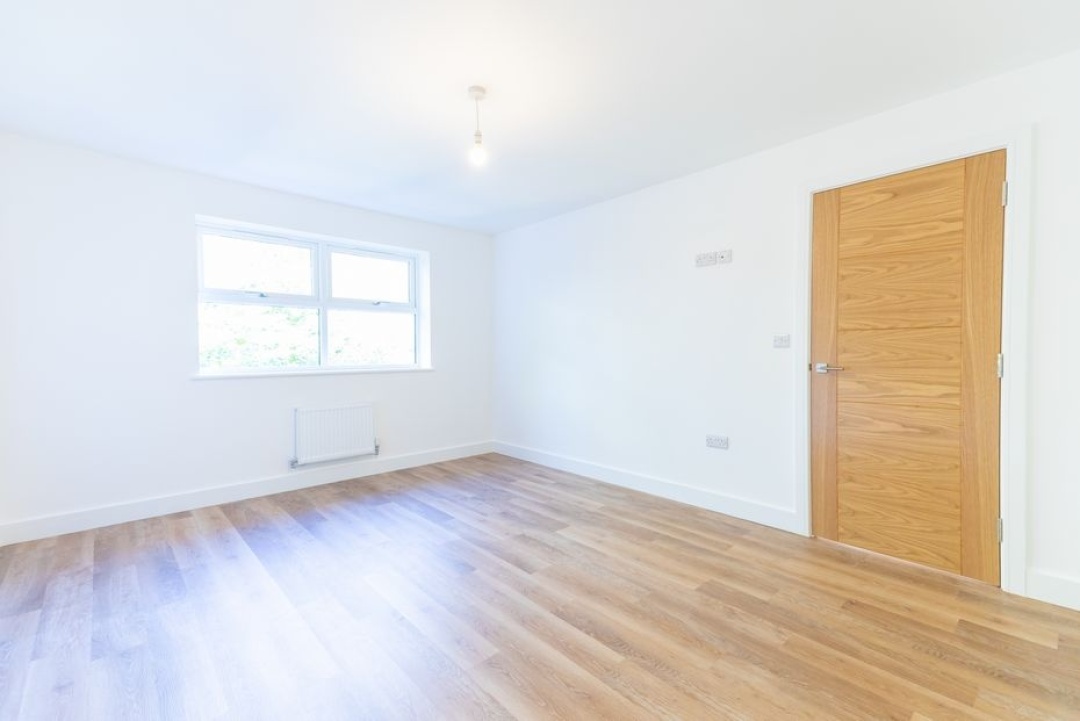 Manor Rise - Kiveton Park Station -