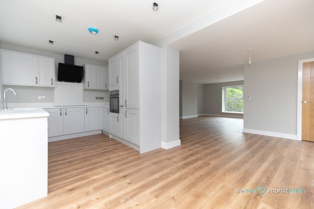 10 Manor Road, Kiveton Park Station -