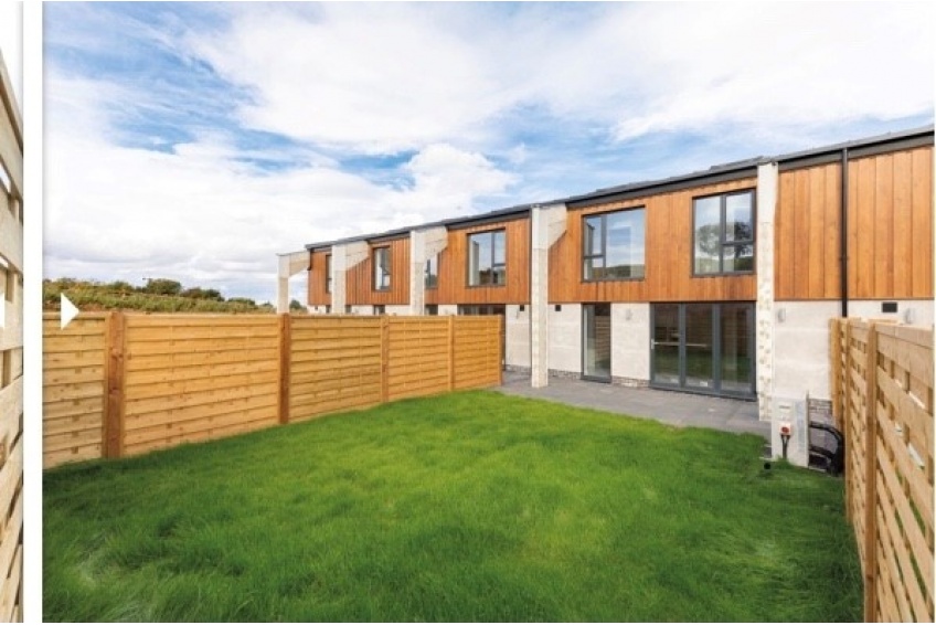 Hill View Court - Tickhill, South Yorkshire -