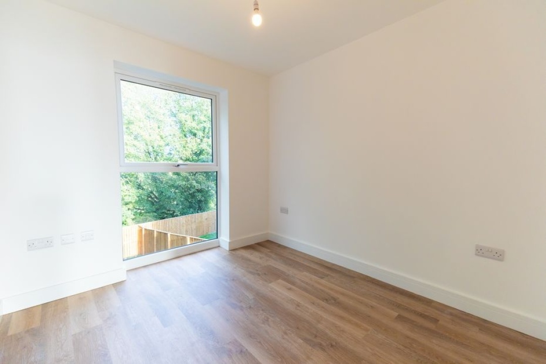 Manor Rise - Kiveton Park Station -