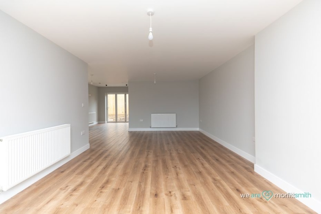 10 Manor Road, Kiveton Park Station -
