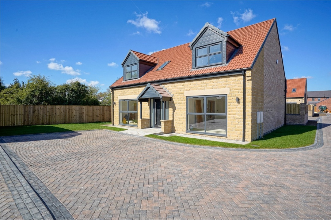 Broadwalk Mews - Finningley, Doncaster -