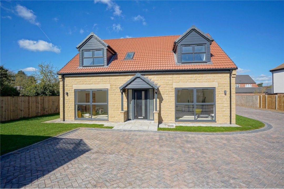 Broadwalk Mews - Finningley, Doncaster -