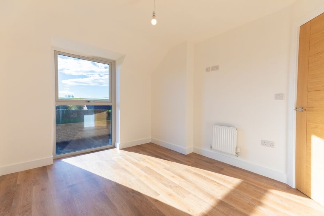 Manor Rise - Kiveton Park Station -