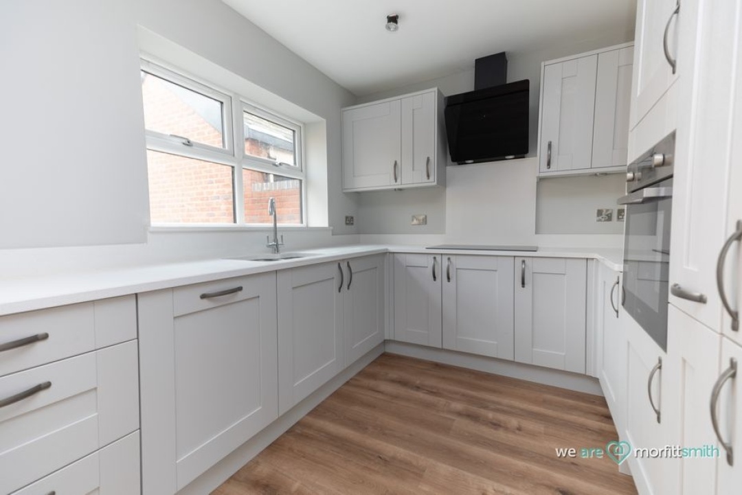 10 Manor Road, Kiveton Park Station -