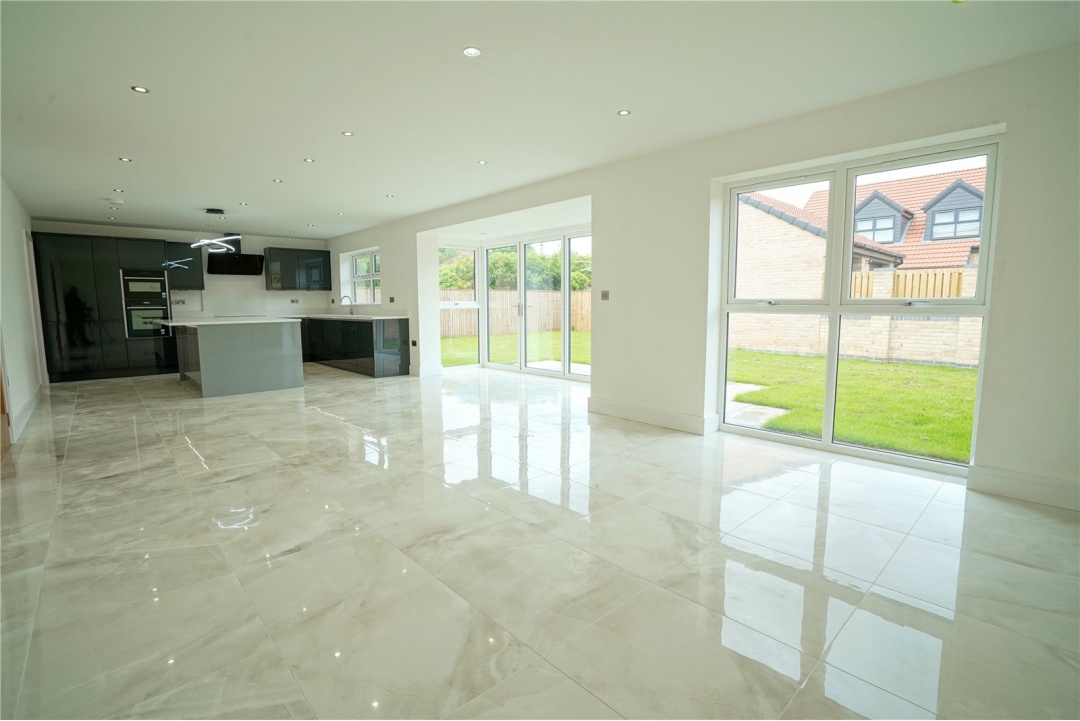 Broadwalk Mews - Finningley, Doncaster -